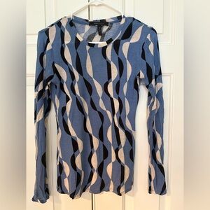 BCBGMaxAzria Blue, Black and Cream Wave-Print Long Sleeve Top Size M